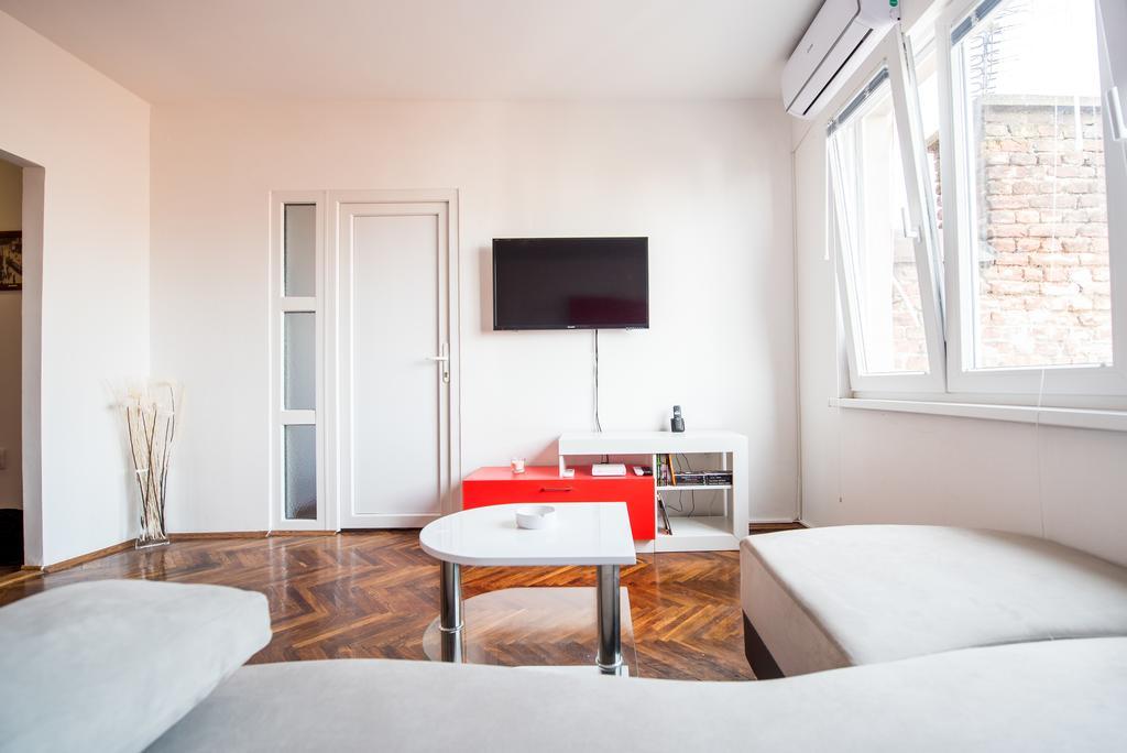 Apartment Andreja Belgrade Luaran gambar
