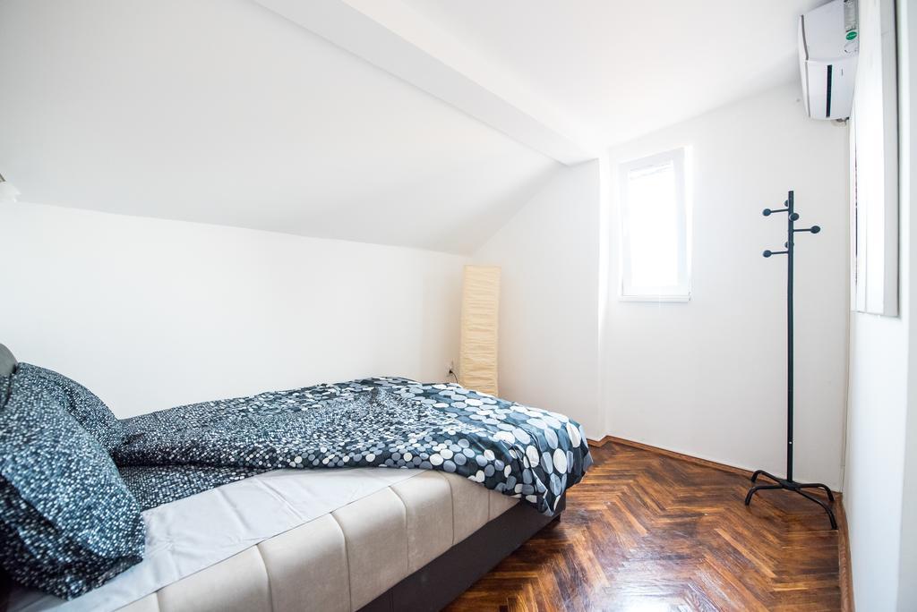 Apartment Andreja Belgrade Luaran gambar